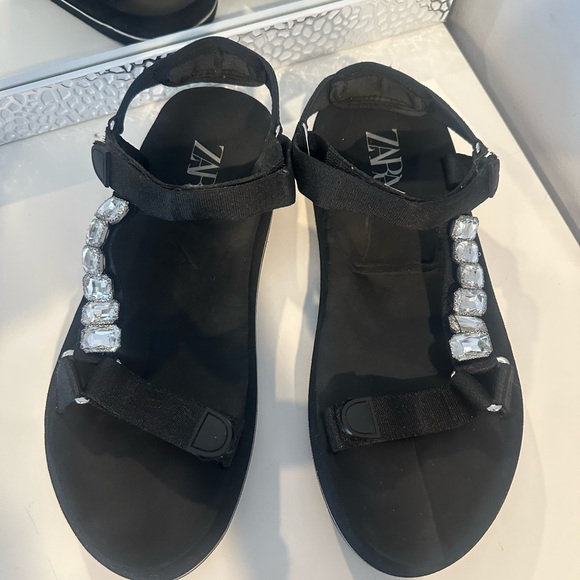 ZARA Black Sandals with Silver Accents Sz EU 41/28cm - Picture 3 of 10
